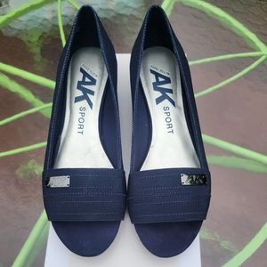 NIB Anne Klein Sport Shoes AK7 Claire sz 7